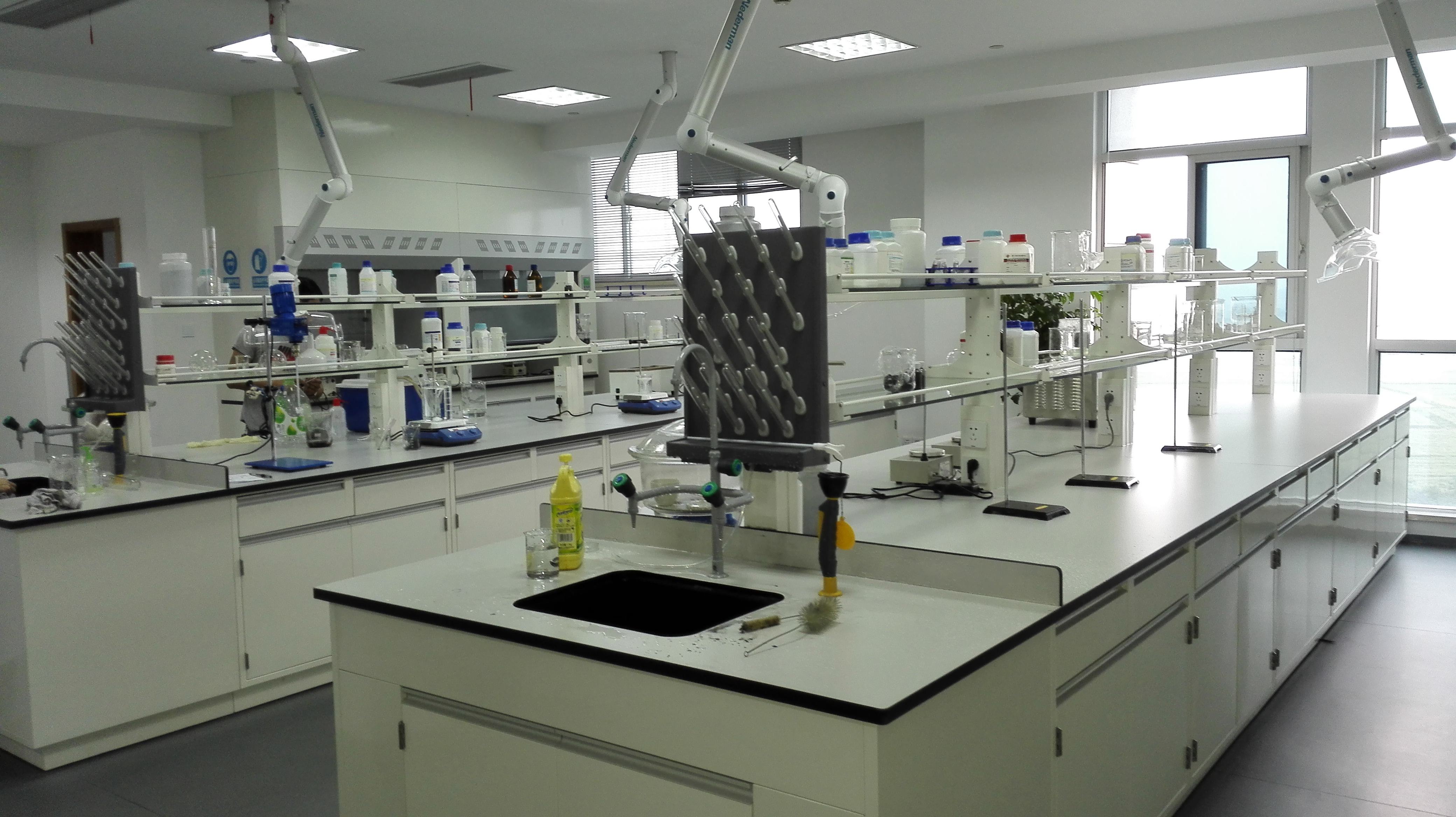 德瑞亞節(jié)能空壓機應(yīng)用于山東淄博重工機械